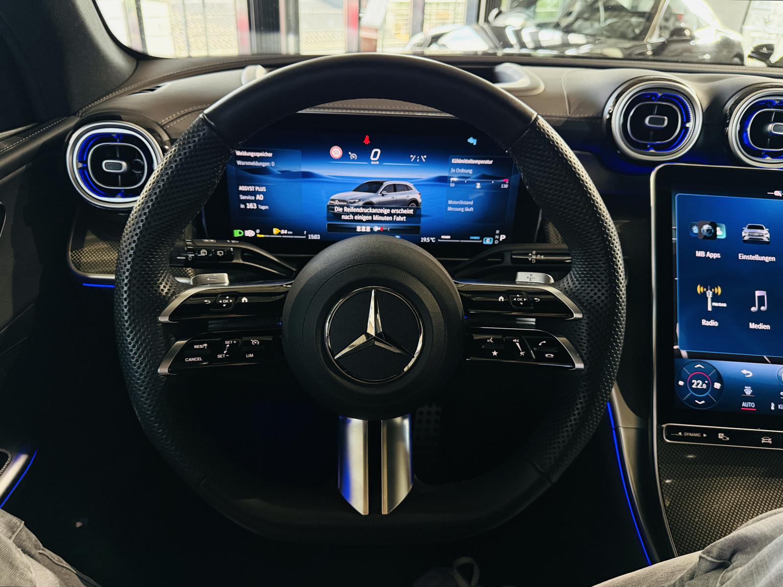 Mercedes-Benz GLC 300 4MATIC AMG Line