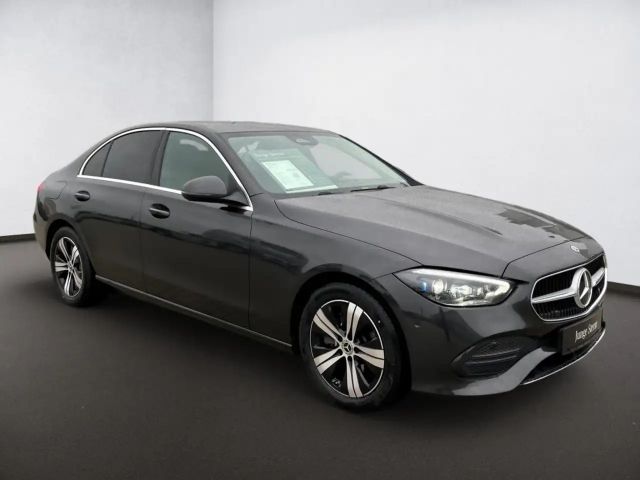 Mercedes-Benz C 200 4MATIC AVANTGARDE Sedan