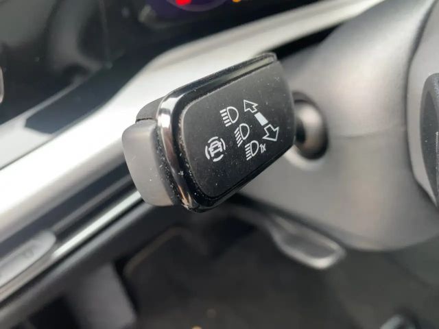 Volkswagen Golf DSG Life