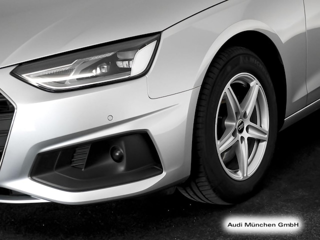 Audi A4 30 TDI Avant S-Tronic