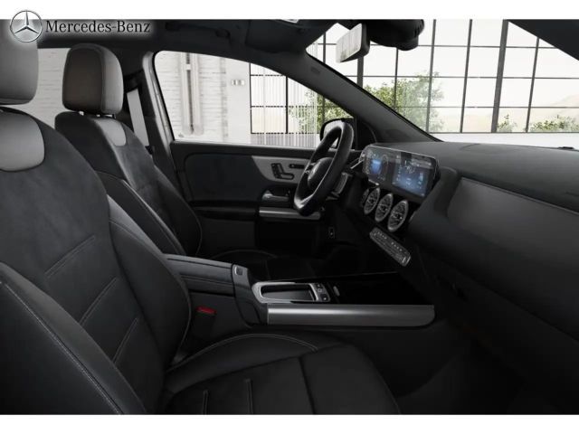 Mercedes-Benz GLA 200 AMG Line GLA 200 d