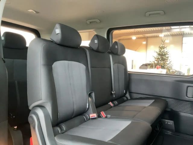 Hyundai Staria Trend