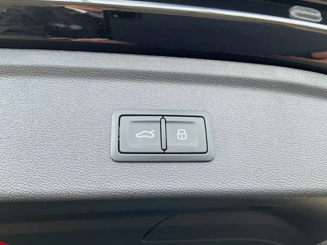 Audi A3 45 TFSI Hybride S-Line Sedan