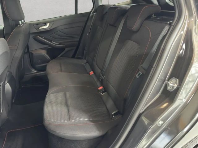 Ford Focus EcoBoost ST Line Wagon