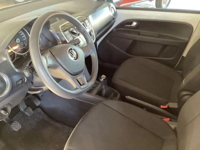 Volkswagen up! Move Move up!