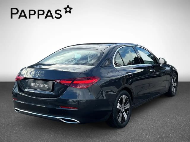 Mercedes-Benz C 200 C 200 d Sedan