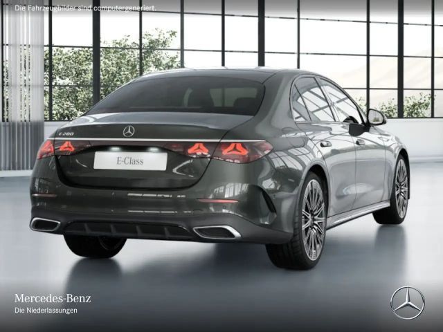 Mercedes-Benz E 200 AMG Line Sedan