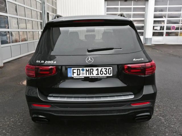 Mercedes-Benz GLB 200 4MATIC AMG Line GLB 200 d