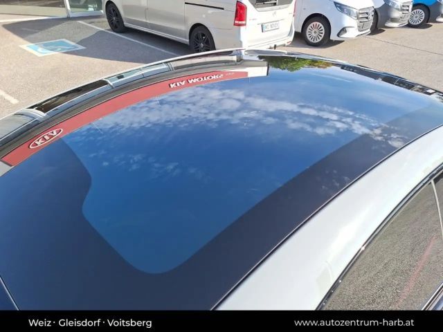 Mercedes-Benz CLA 350 4MATIC