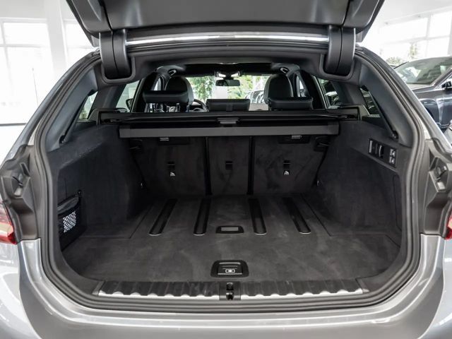 BMW 320 320i M-Sport Touring