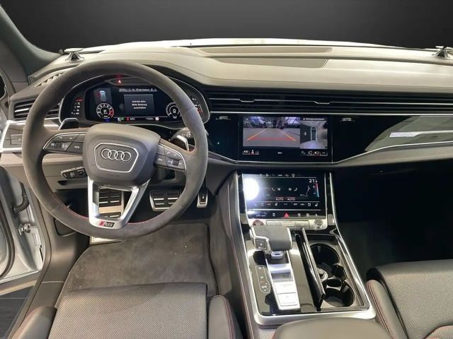 Audi RS Q8 Performance Quattro