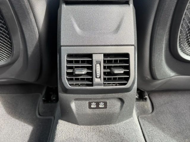 BMW 120 120i M-Sport Sedan