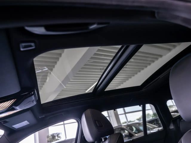 BMW 320 320i M-Sport Touring