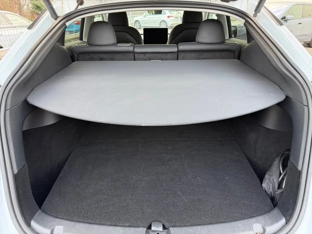 Tesla Model Y Dual Motor RWD