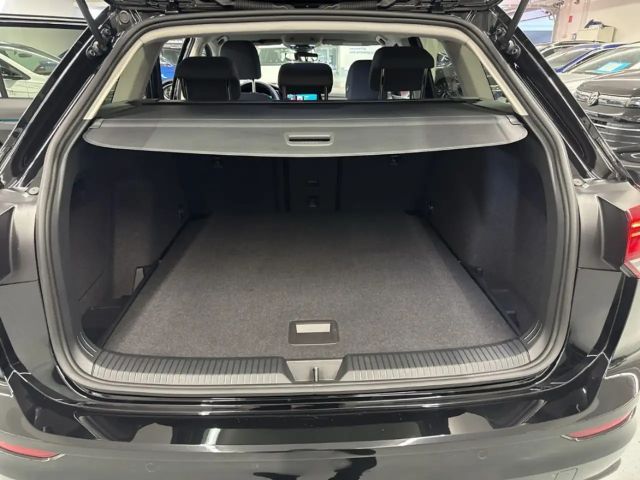 Volkswagen Golf 2.0 TDI DSG Life Variant