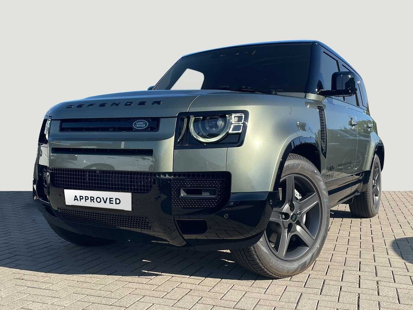 Land Rover Defender 110 Dynamic SE