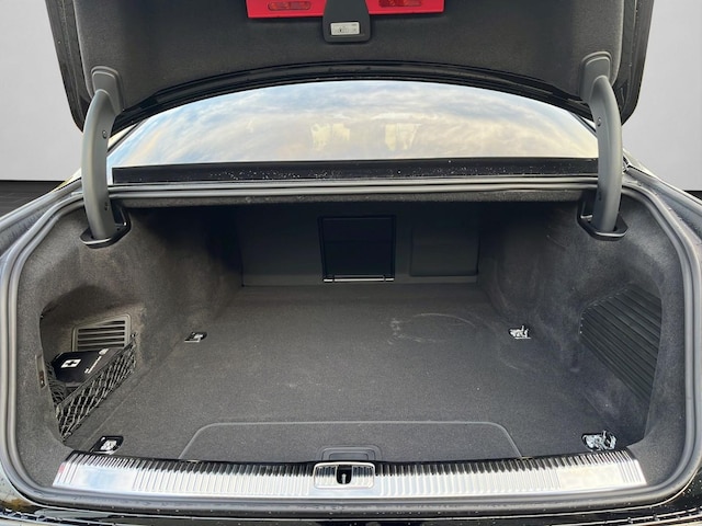 Audi A8 60 TFSI Hybride Quattro