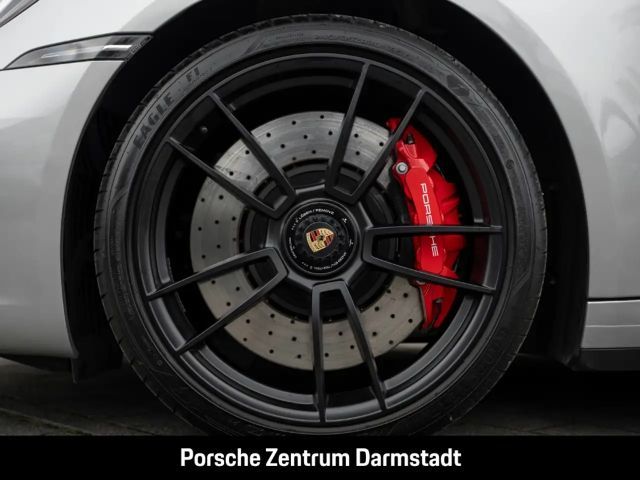 Porsche 992 4 Coupé GTS Targa