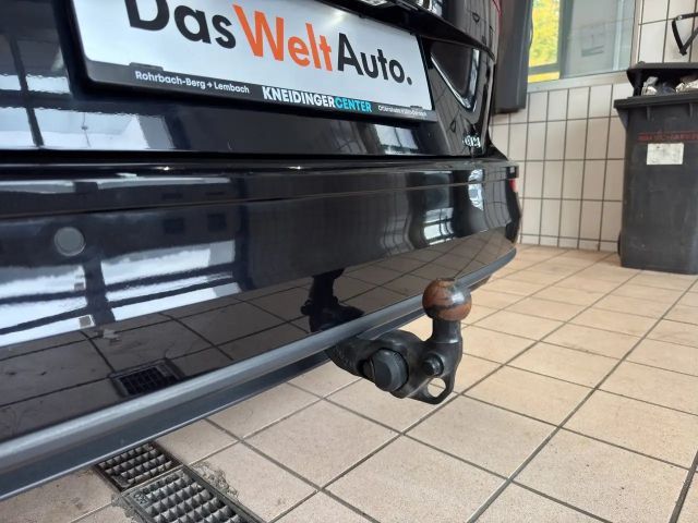 Volkswagen Golf DSG Life Variant