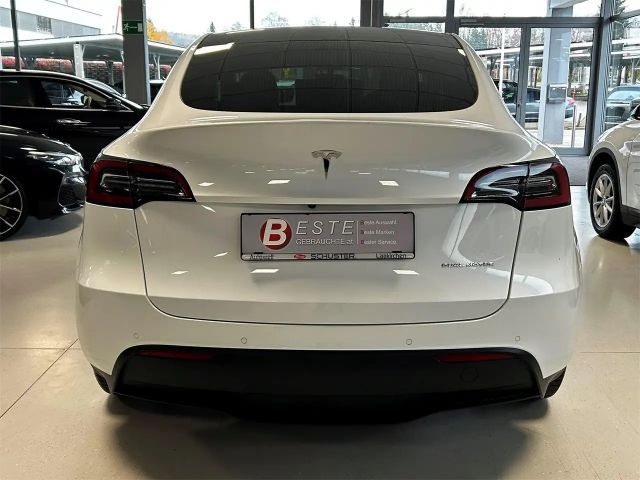 Tesla Model Y AWD Long Range