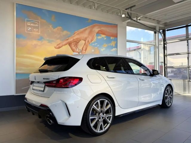 BMW 135 135i Sedan xDrive