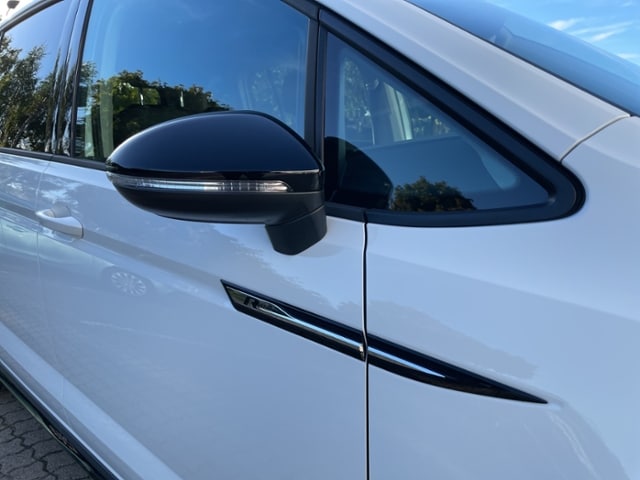 Volkswagen Touran 2.0 TDI DSG R-Line