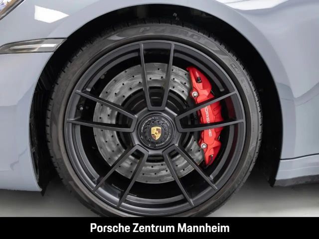 Porsche 992 Cabrio Carrera GTS