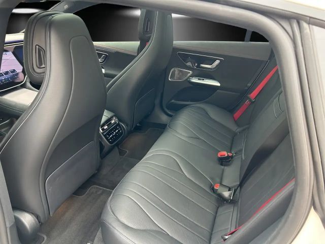 Mercedes-Benz EQE 500 AMG Line Sedan