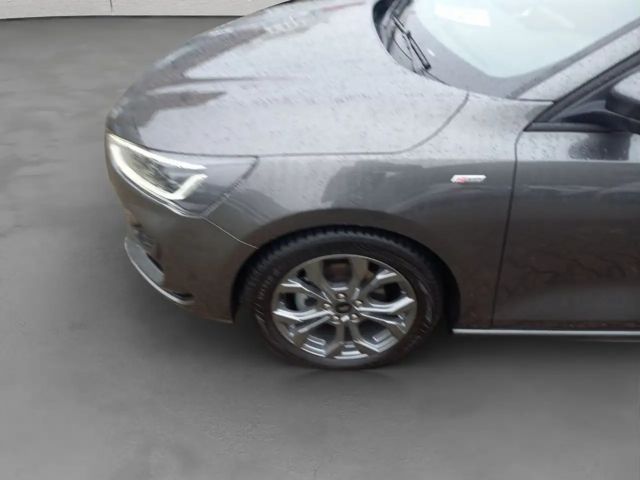 Ford Focus EcoBoost ST Line Wagon