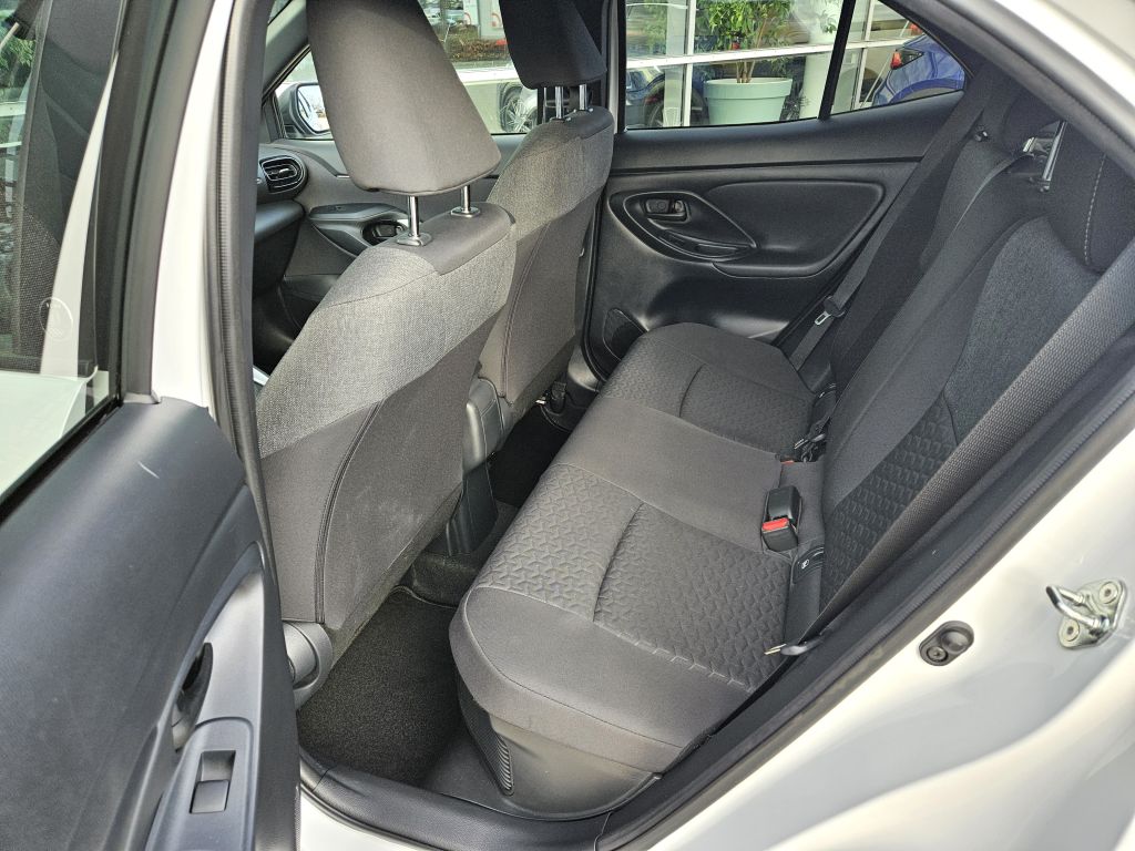 Toyota Yaris Cross 5-deurs Team D