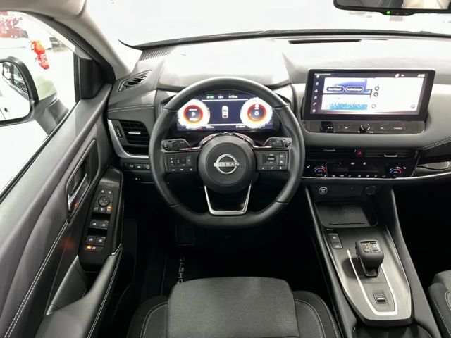 Nissan Qashqai 1.3 Connecta LED+KEYLESS+360°+ACC+VC uvm
