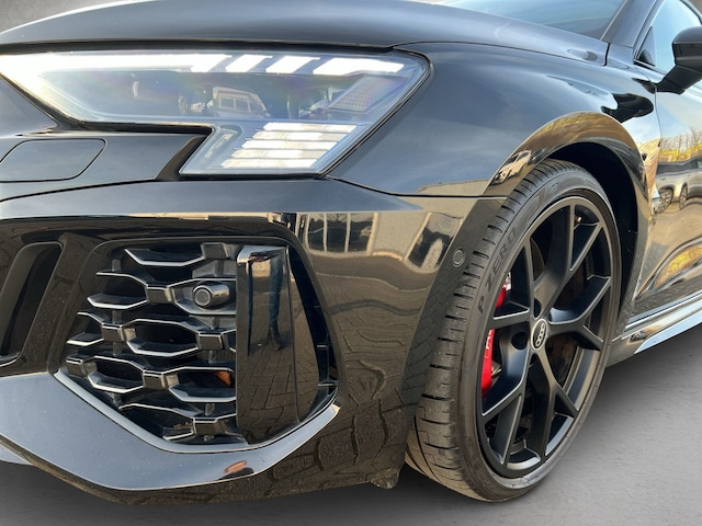 Audi RS3 Quattro S-Tronic Sedan