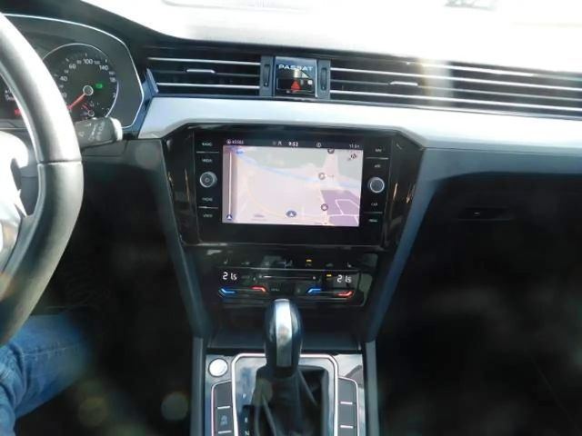 Volkswagen Passat 1.5 TSI Variant