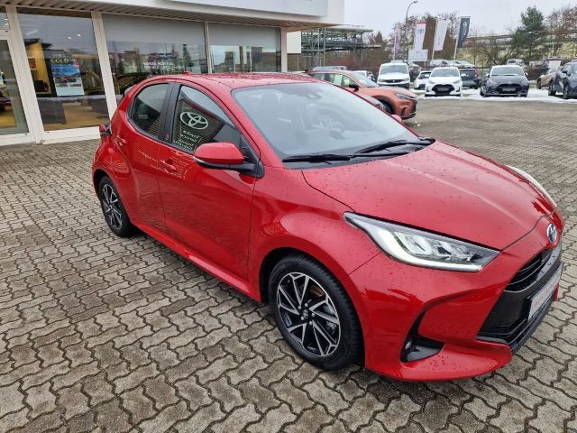 Toyota Yaris Hatchback Team D