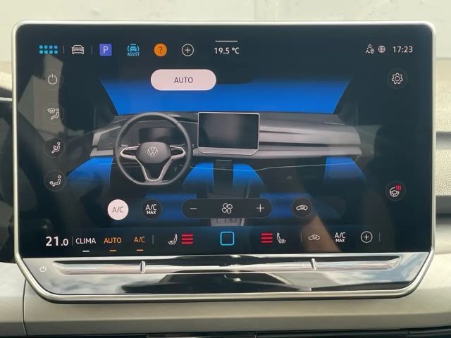 Volkswagen Golf 1.5 eTSI DSG Golf VIII