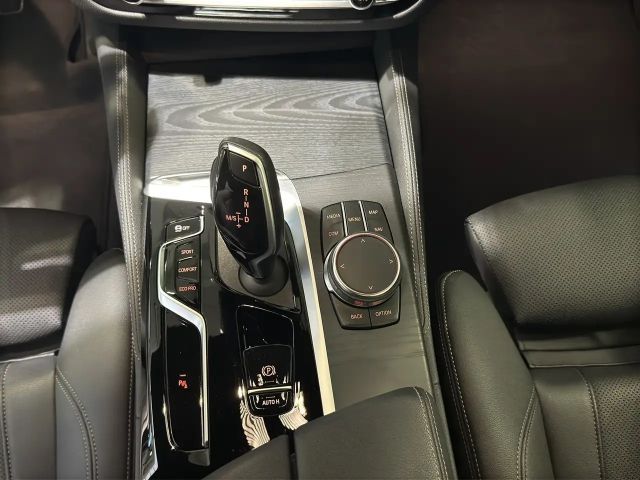 BMW 530 530d M-Sport Touring