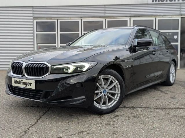 BMW 320 320e Touring