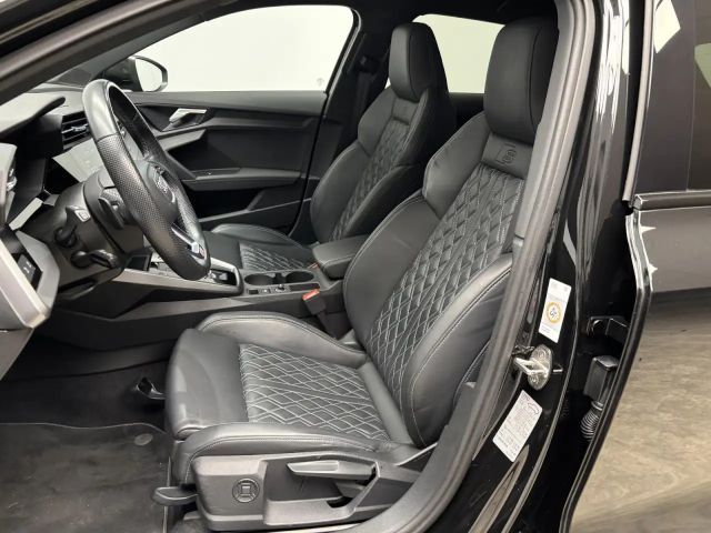 Audi A3 35 TFSI S-Line Sedan Sportback