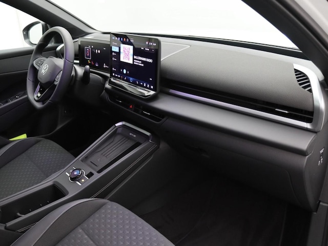 Volkswagen T-Roc 1.5 eTSI DSG IQ.Drive R-Line