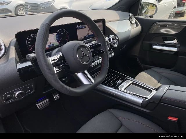 Mercedes-Benz B 200 AMG Line