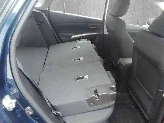 Suzuki S-Cross Hybrid