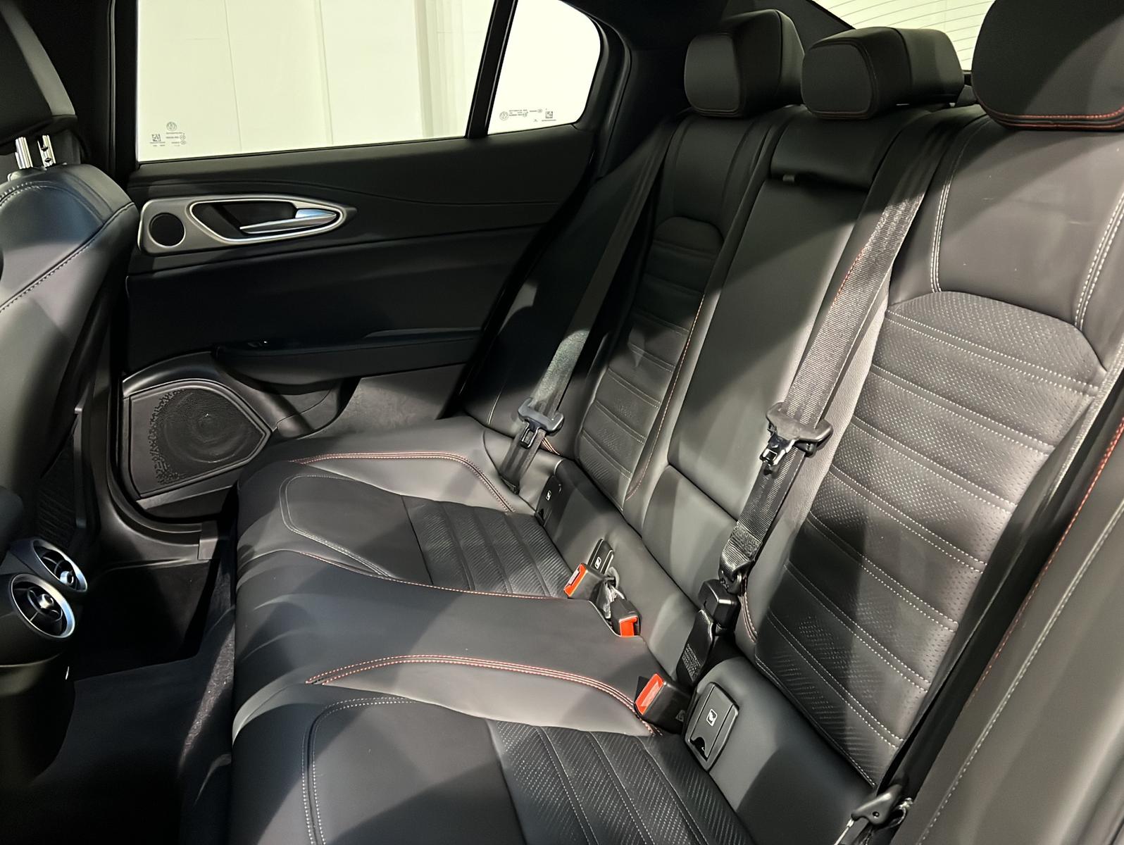 Alfa Romeo Giulia Q4