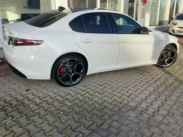 Alfa Romeo Giulia Q4 Turbo Veloce
