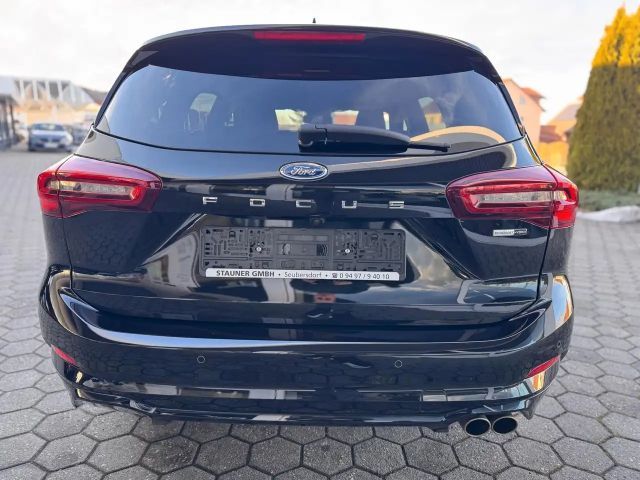 Ford Focus ST Line Wagon