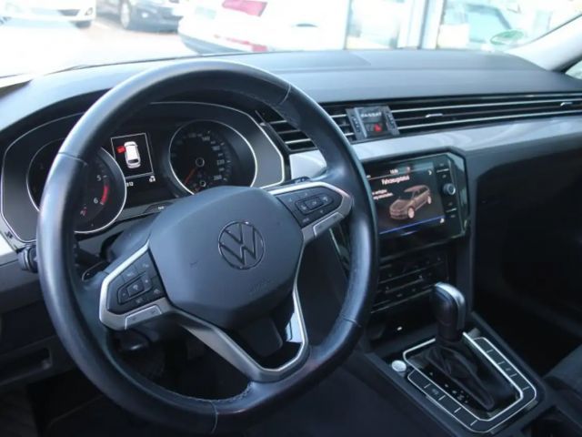 Volkswagen Passat 2.0 TDI Business DSG Variant