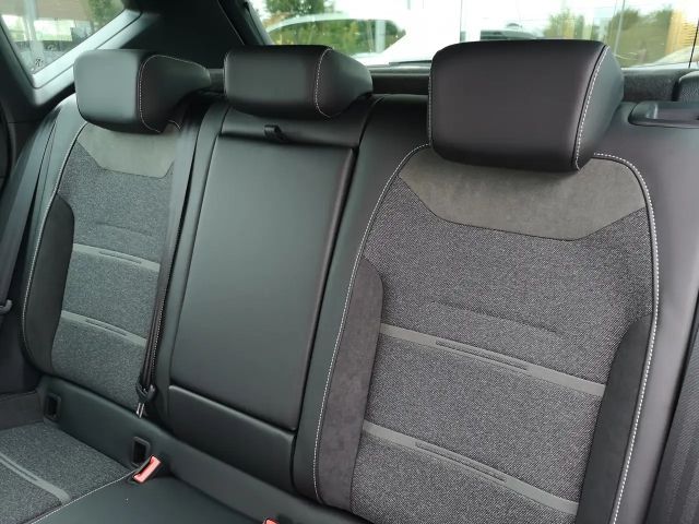 Seat Ateca Xperience Virtual Cockpit PDC KAMERA AAC ACC