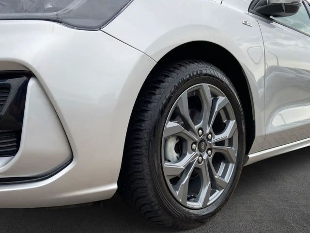 Ford Focus ST Line Wagon