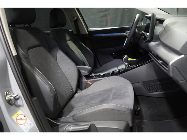 Volkswagen Golf 1.5 TSI Style