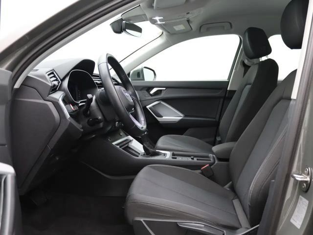 Audi Q3 35 TDI Quattro S-Tronic