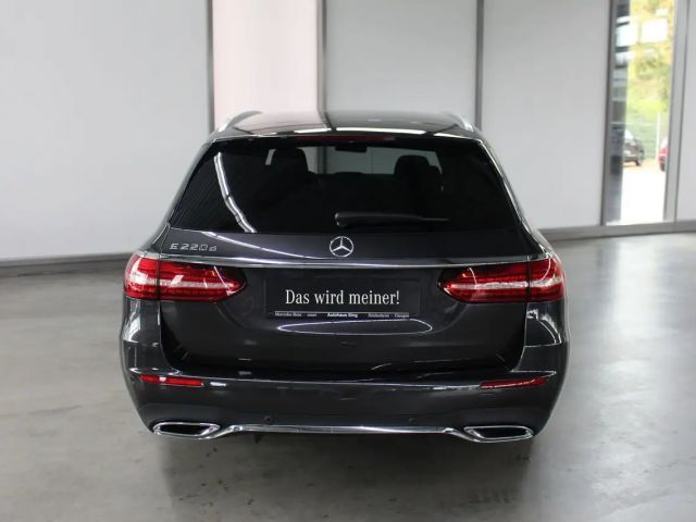Mercedes-Benz E 220 AMG Line E 220 d Estate